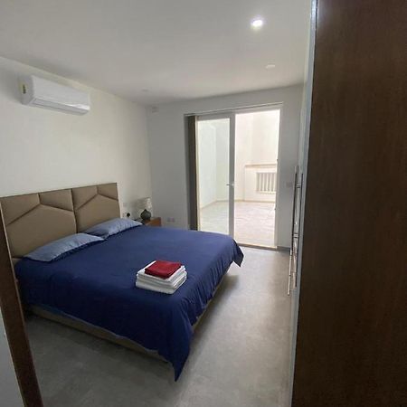 Gzira two-bedroom Apartment Exterior foto